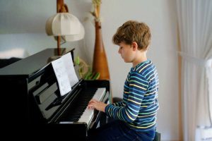 10 beneficios de la música en niños